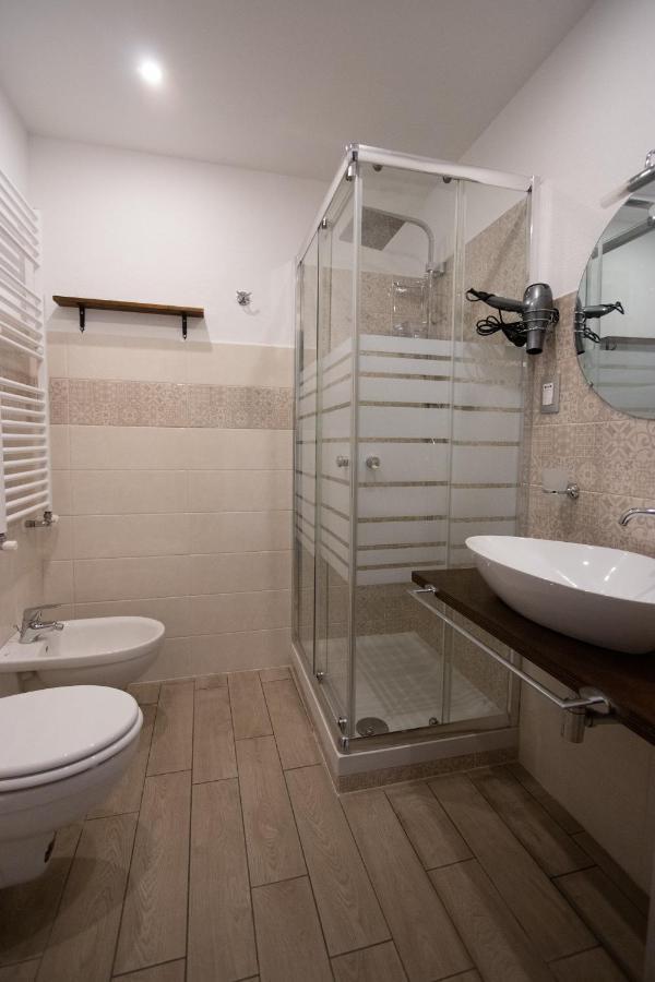 Un Posto Al Sole Bed & Breakfast Molino Nuovo  Bagian luar foto