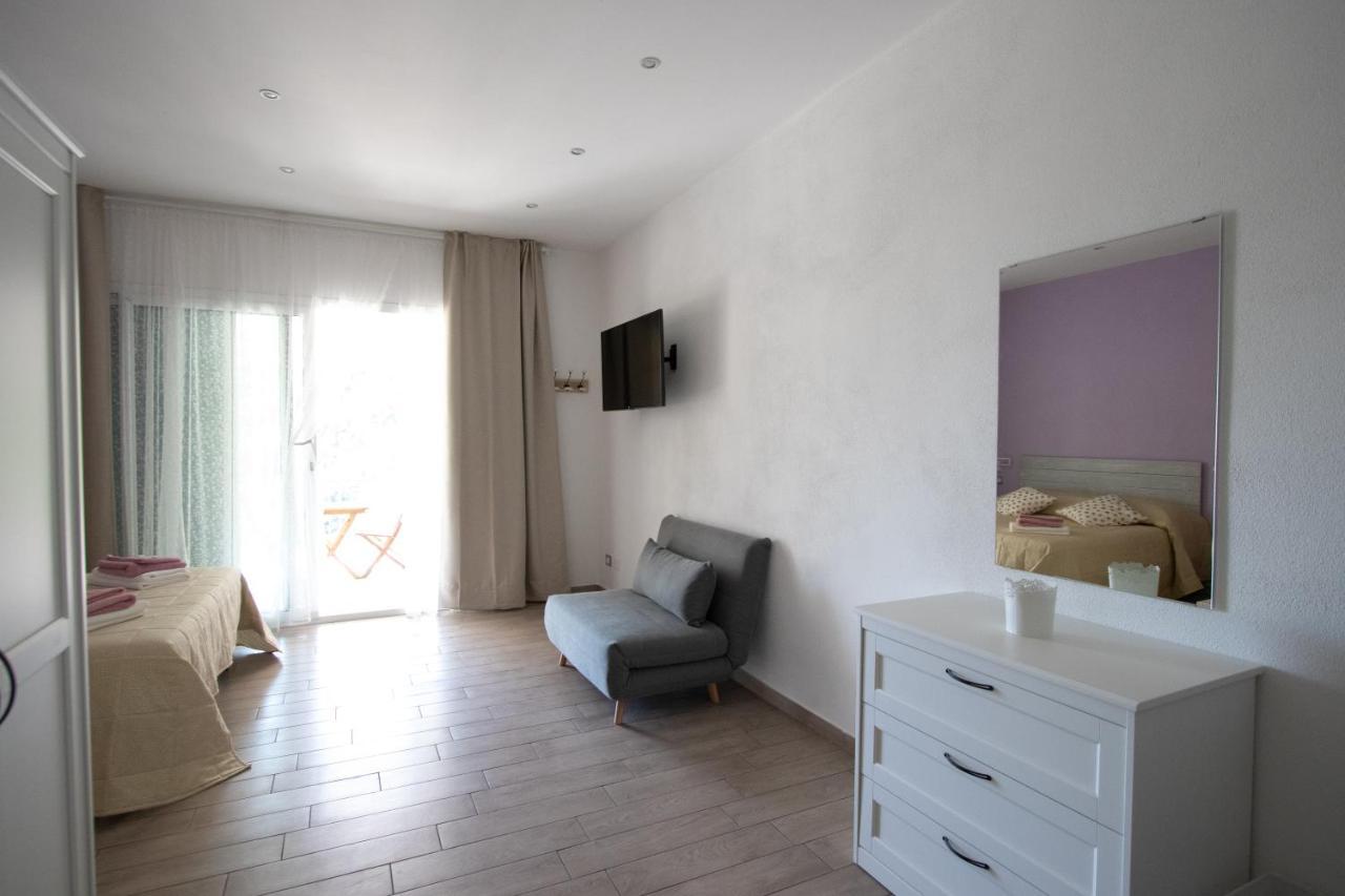 Un Posto Al Sole Bed & Breakfast Molino Nuovo  Bagian luar foto